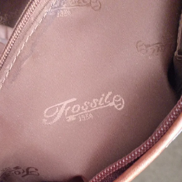 Fossil Rich Brown Leather Shoulder Bag - Picture 9 of 16